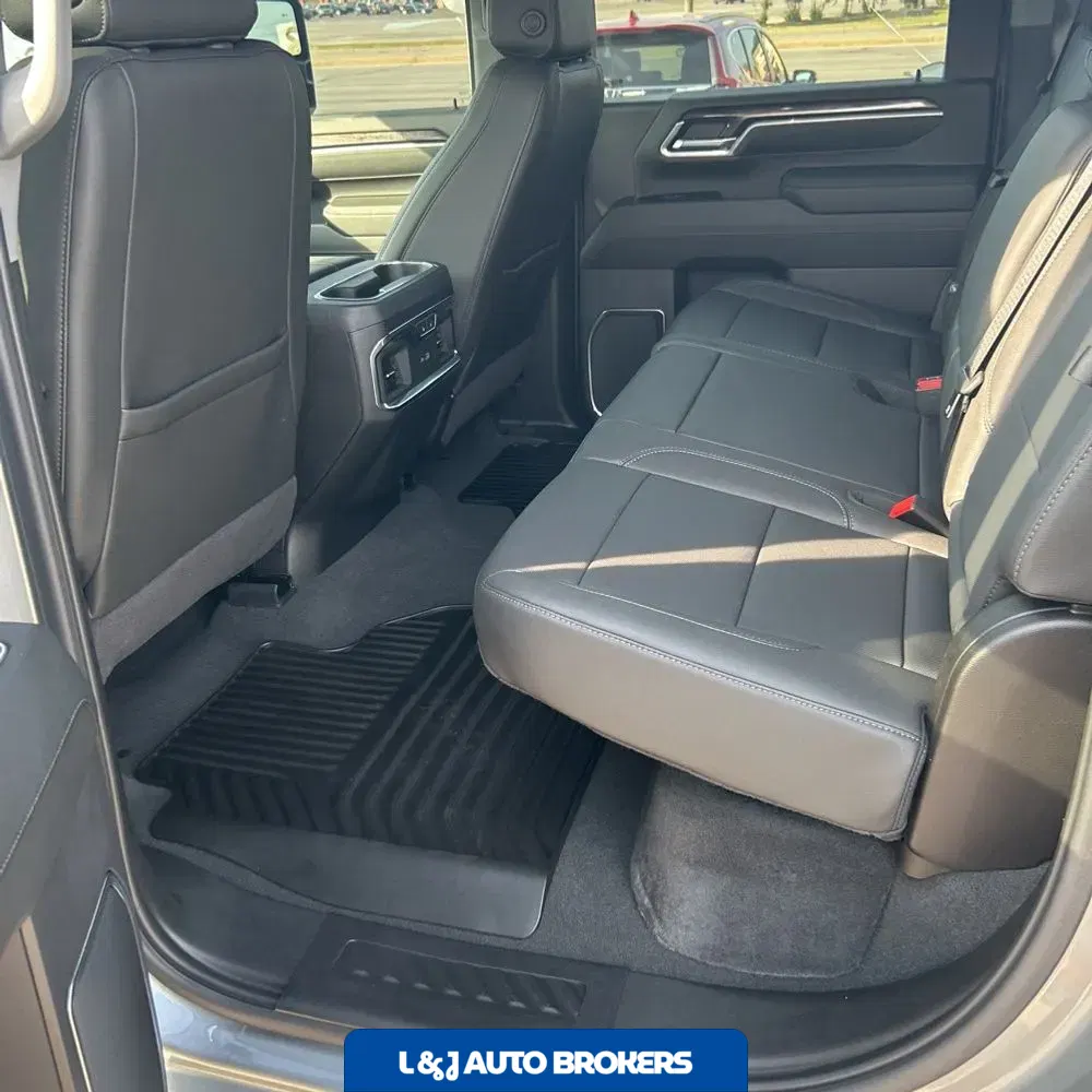 2025 Chevrolet Silverado 3500HD LTZ