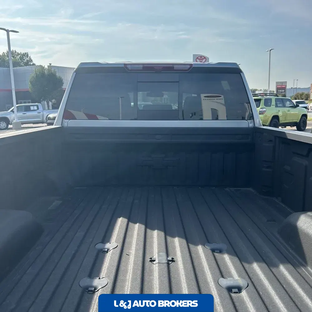 2025 Chevrolet Silverado 3500HD LTZ