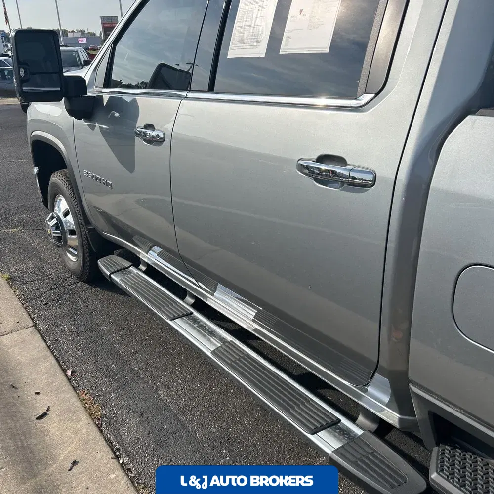 2025 Chevrolet Silverado 3500HD LTZ