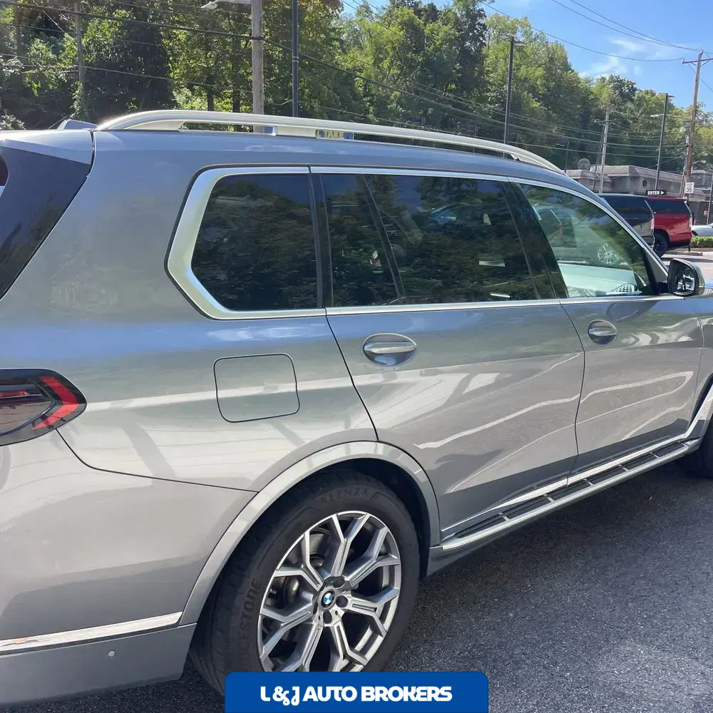 2024 BMW X7 XDrive40i