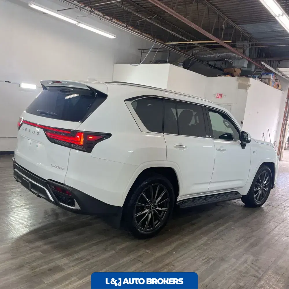 2024 Lexus LX 600 F SPORT Handling