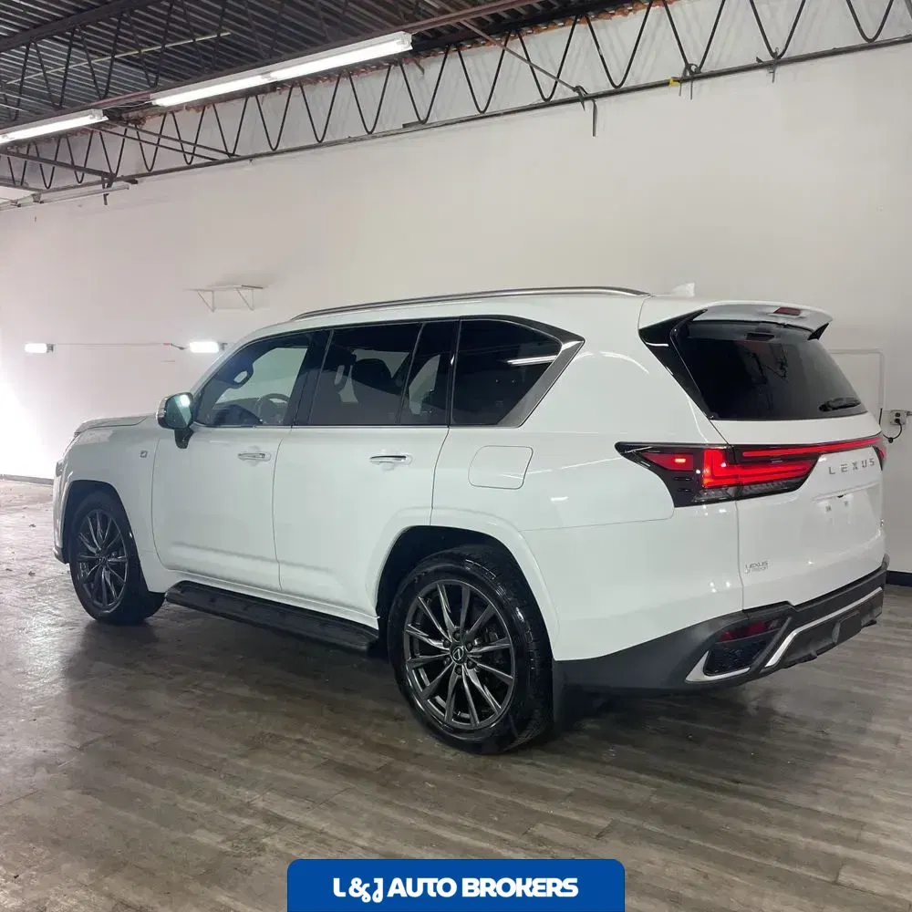 2024 Lexus LX 600 F SPORT Handling
