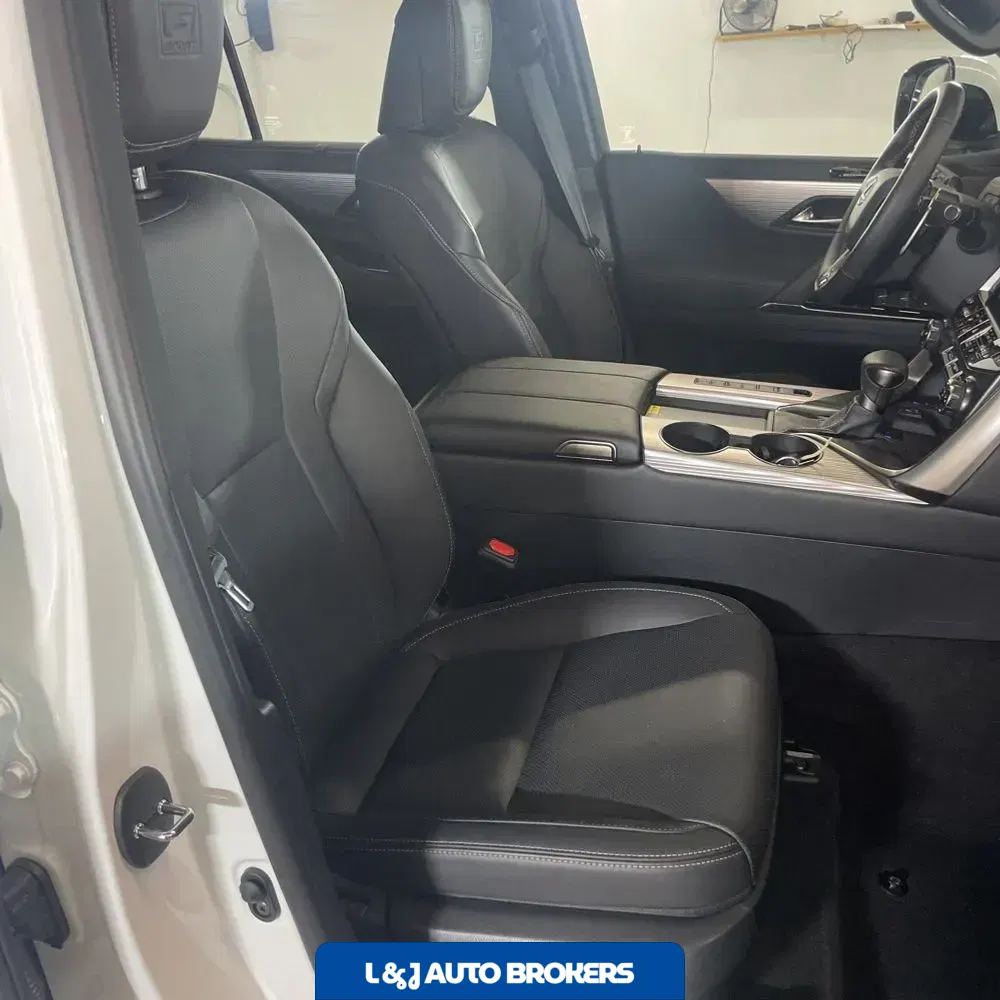 2024 Lexus LX 600 F SPORT Handling