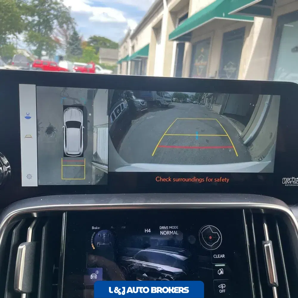 2024 Lexus LX 600 F SPORT Handling