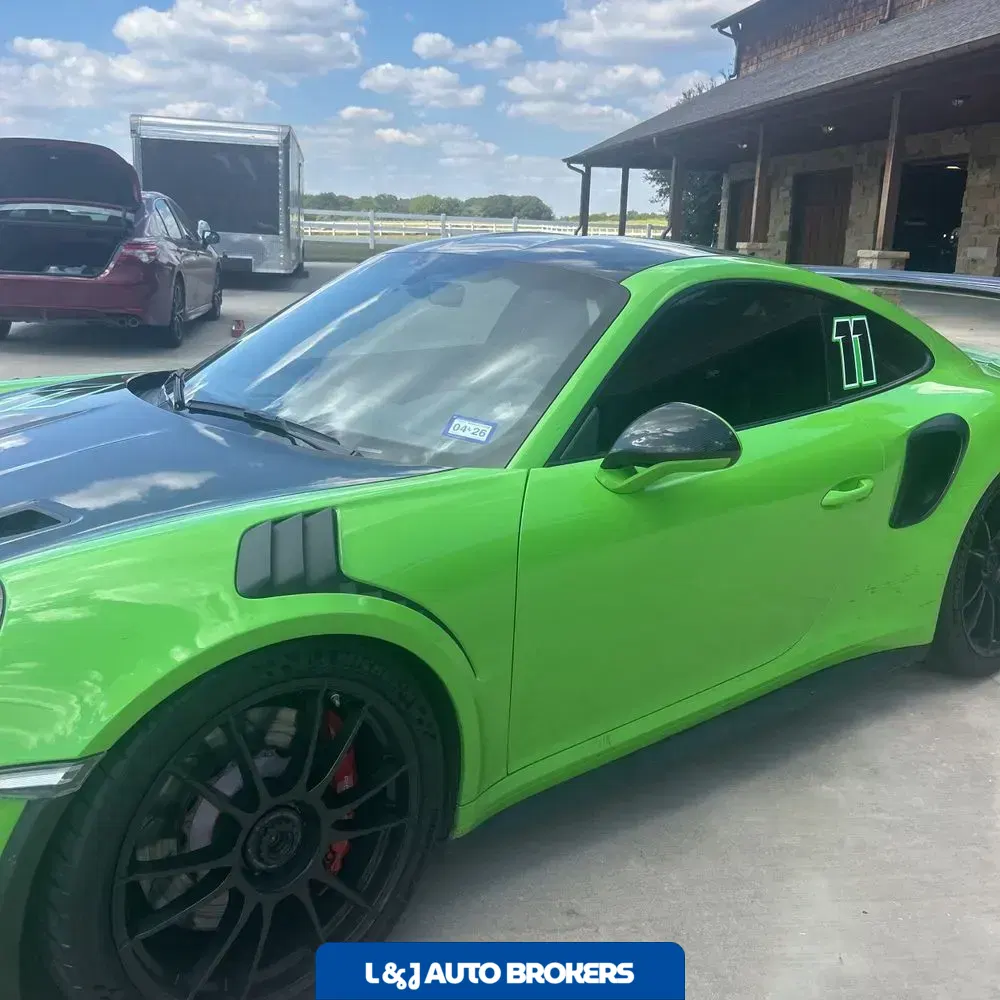 2019 Porsche 911 Carrera