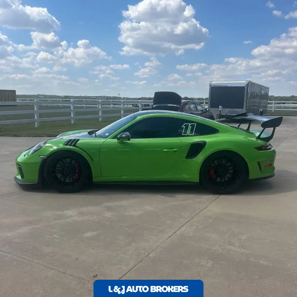 2019 Porsche 911 Carrera