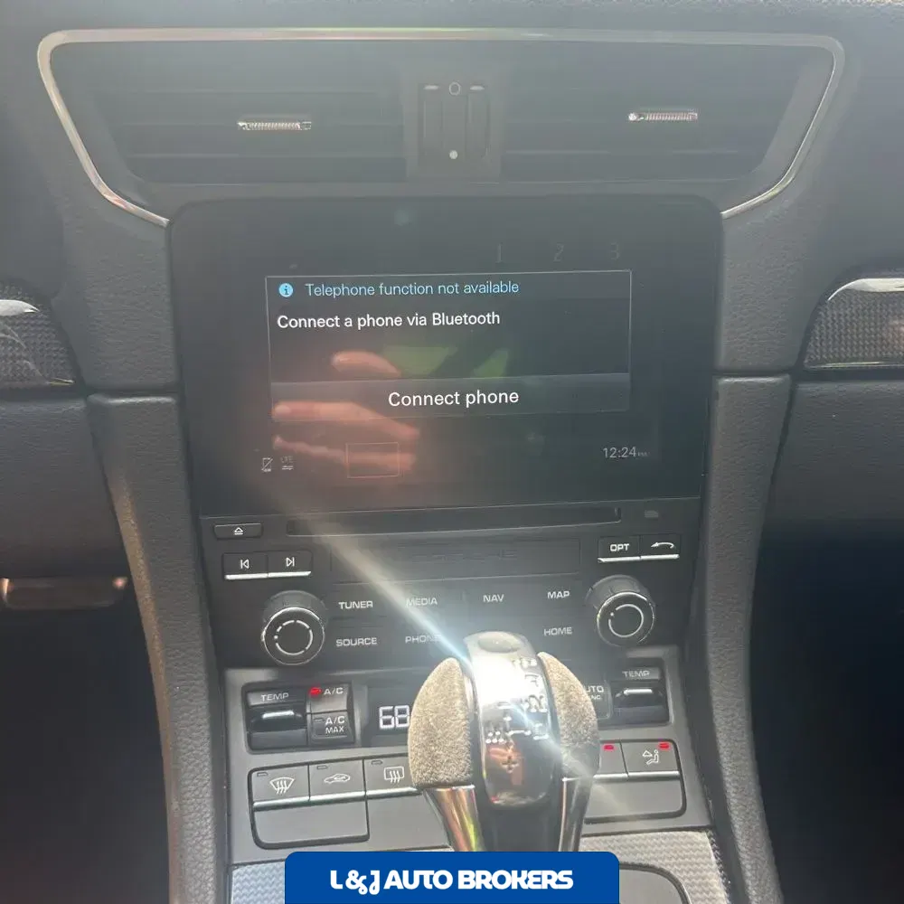 2019 Porsche 911 Carrera