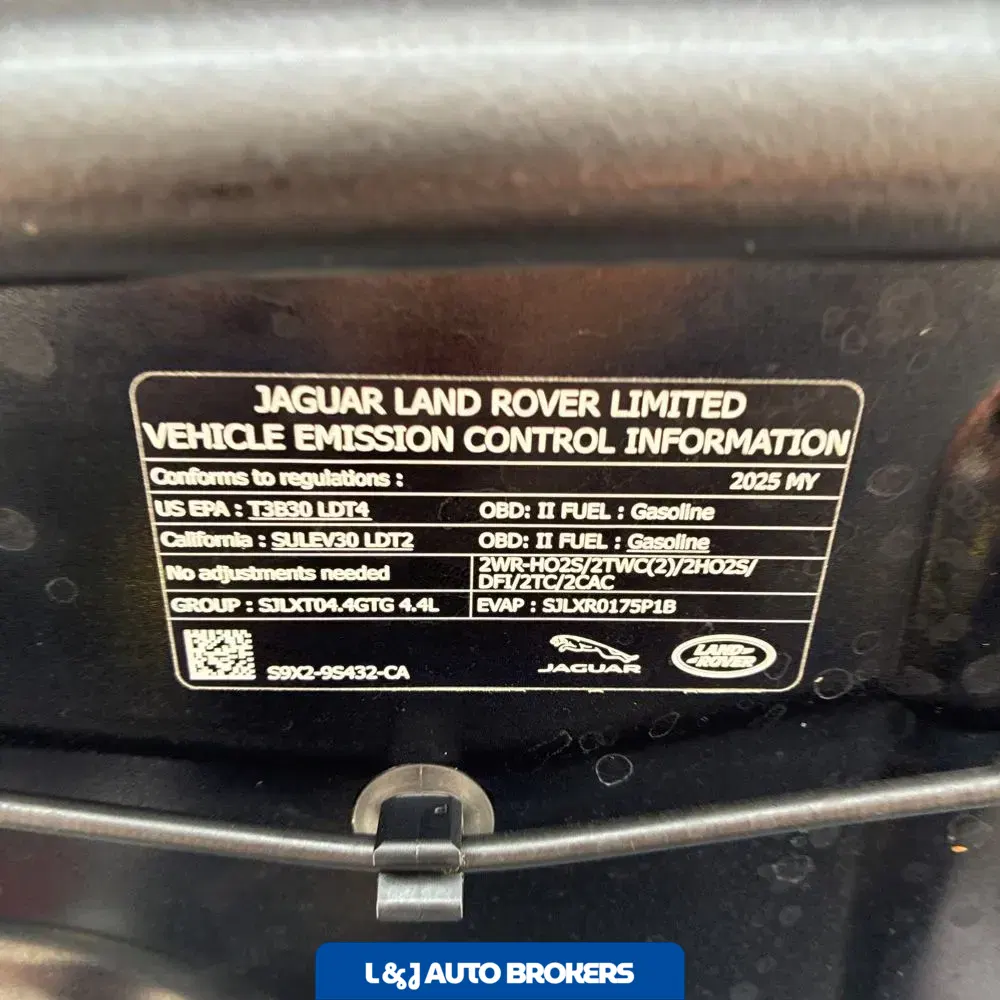 2025 Land Rover Range Rover SE P530
