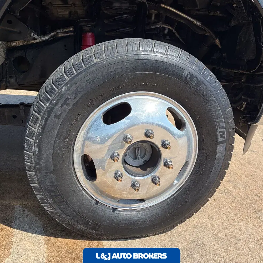 2016 Ford F-350 Super Duty Lariat