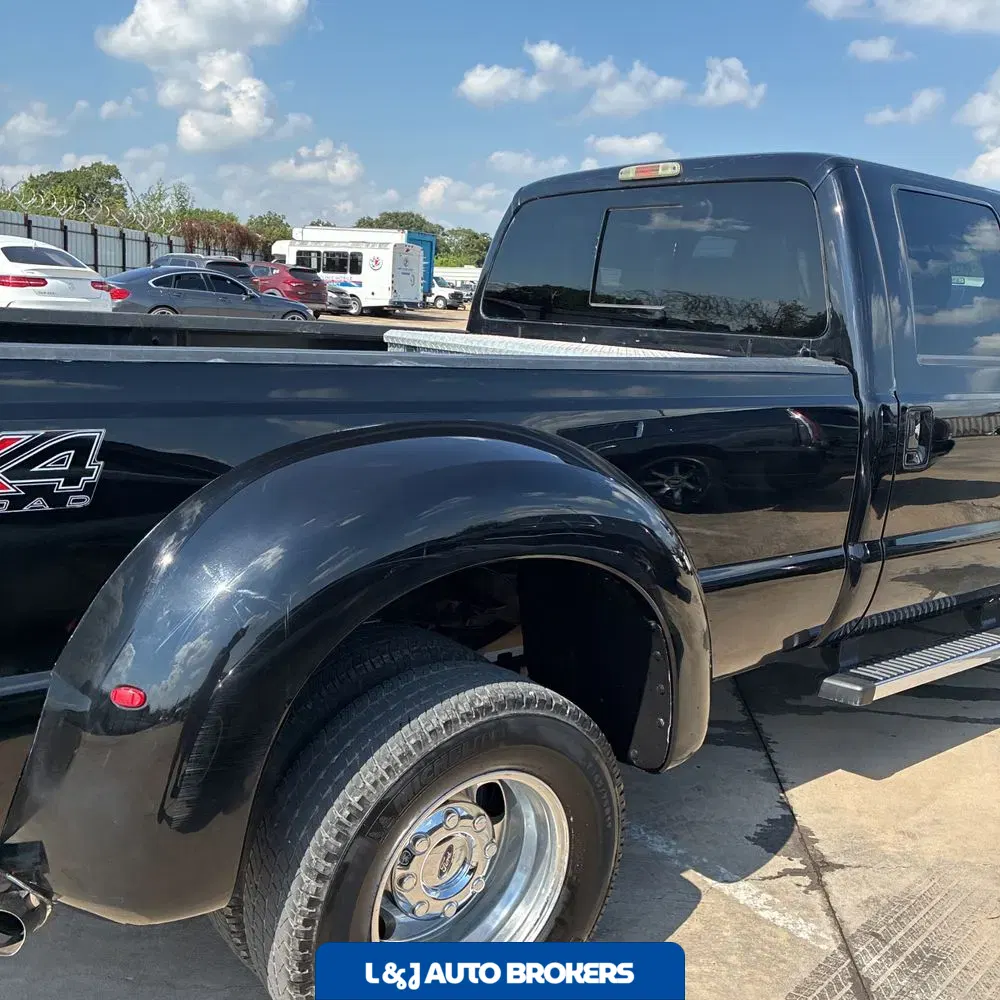 2016 Ford F-350 Super Duty Lariat