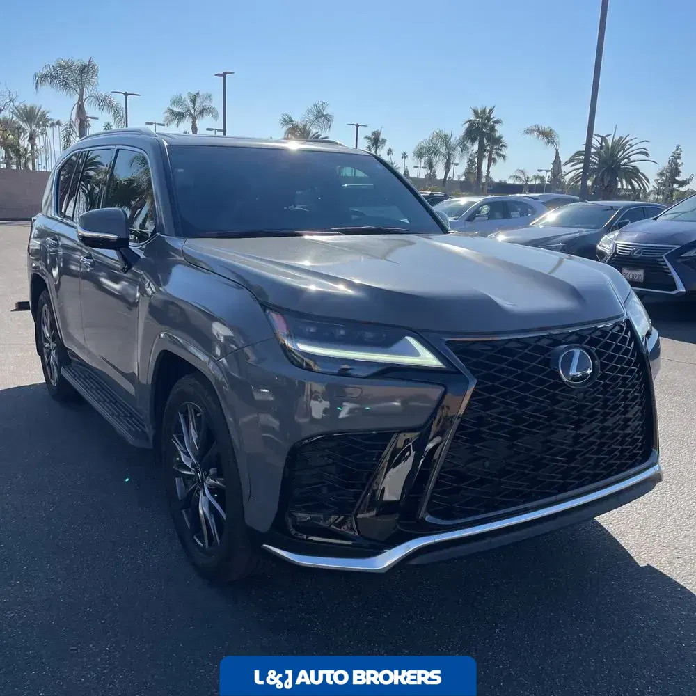 2023 Lexus LX 600 F SPORT Handling