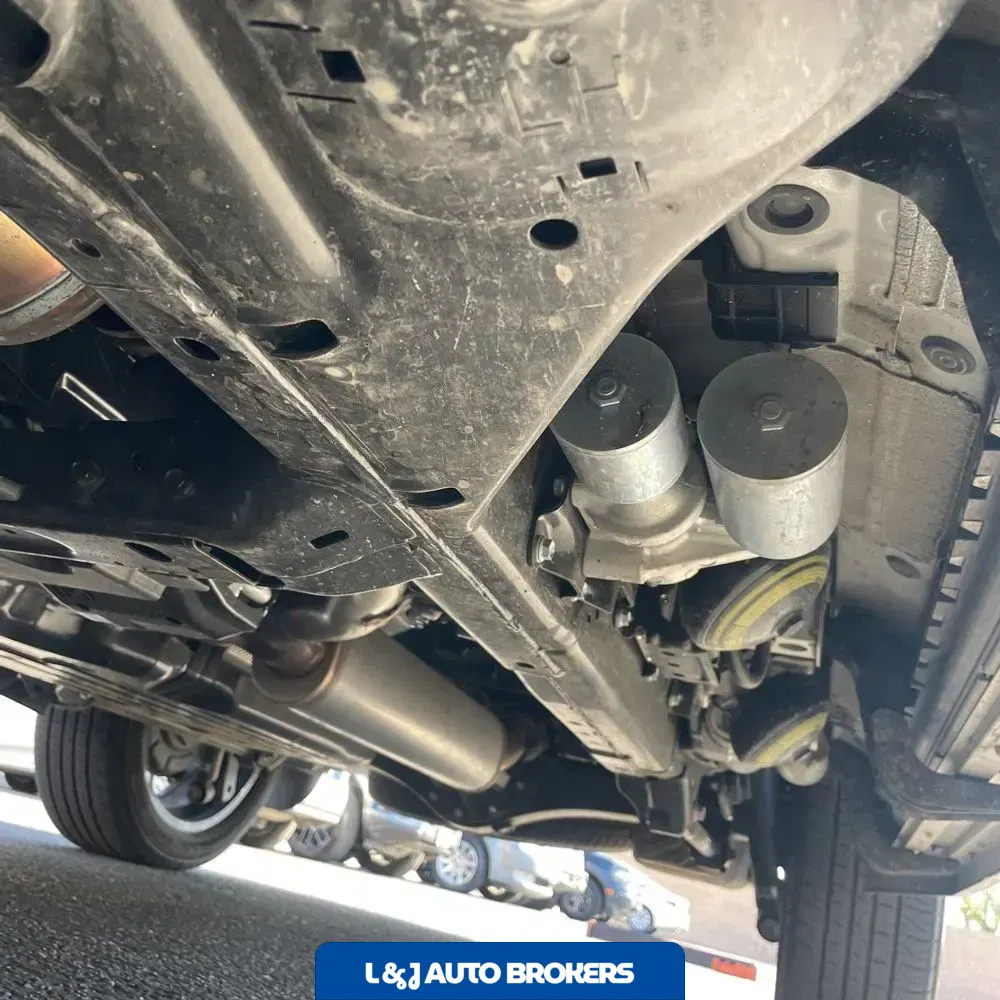 2023 Lexus LX 600 F SPORT Handling