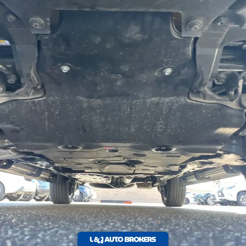 2023 Lexus LX 600 F SPORT Handling
