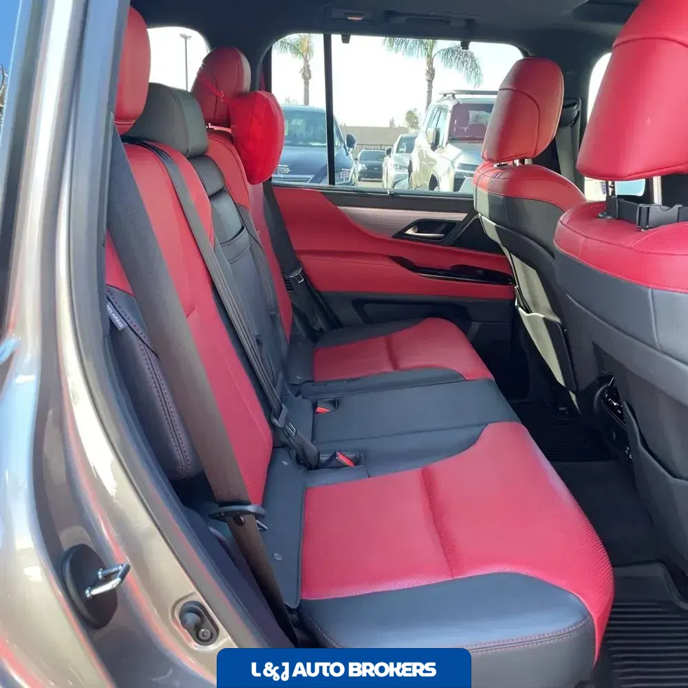 2023 Lexus LX 600 F SPORT Handling