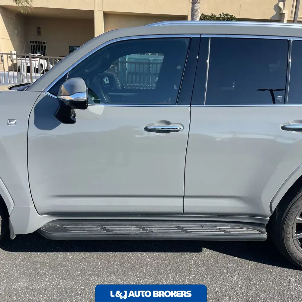 2023 Lexus LX 600 F SPORT Handling