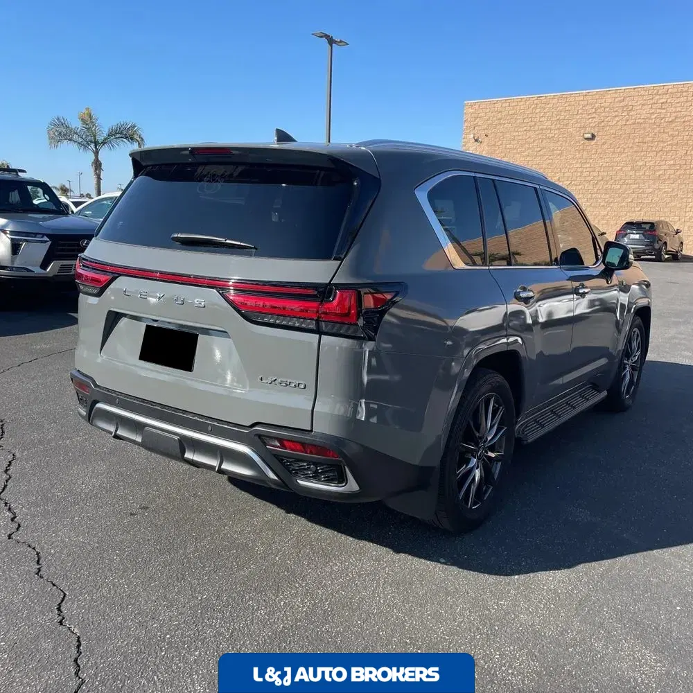 2023 Lexus LX 600 F SPORT Handling