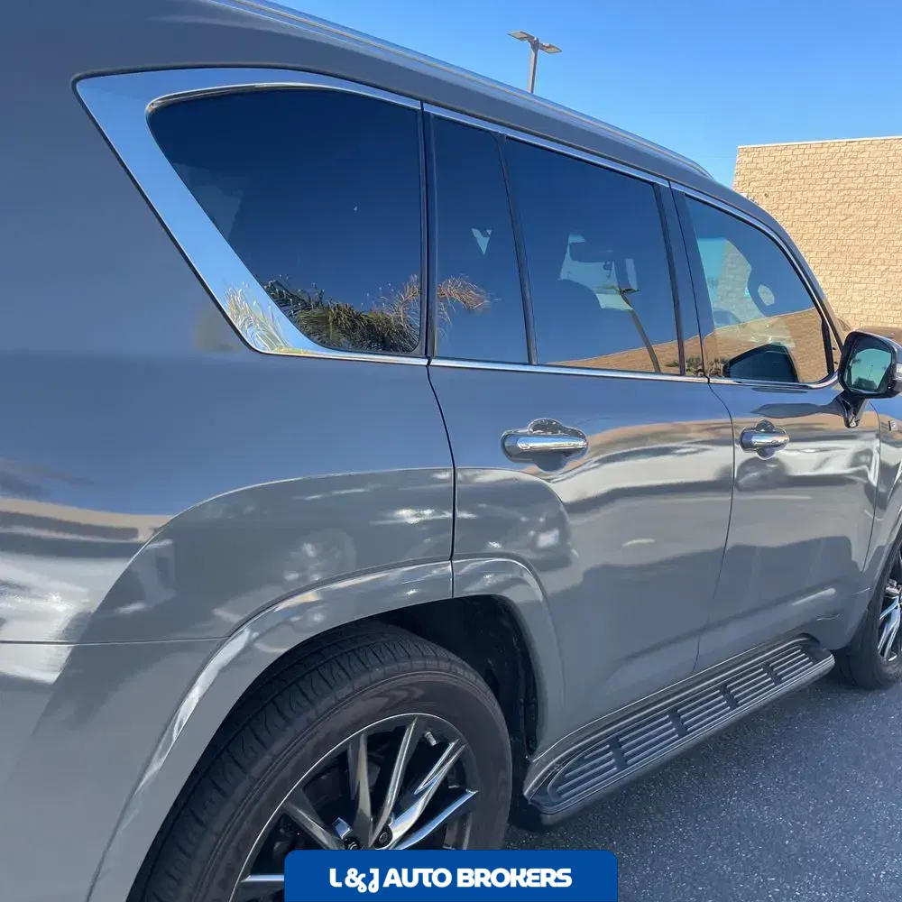 2023 Lexus LX 600 F SPORT Handling