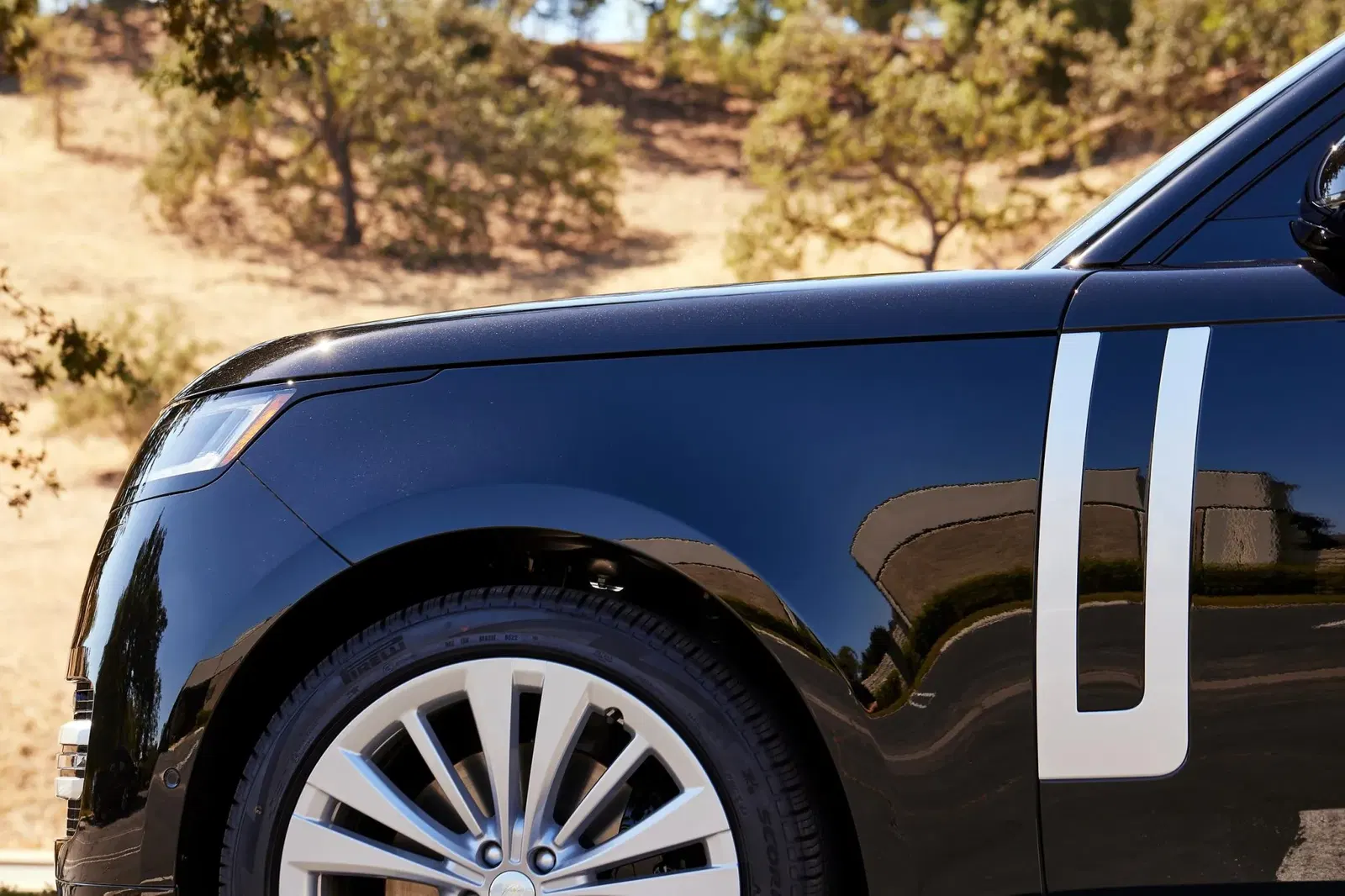 2023 Land Rover Range Rover P530 First Edition
