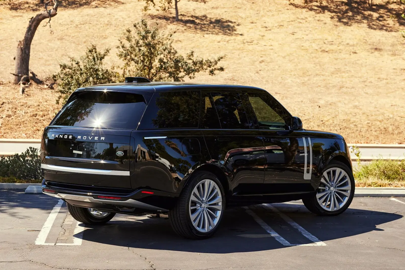 2023 Land Rover Range Rover P530 First Edition