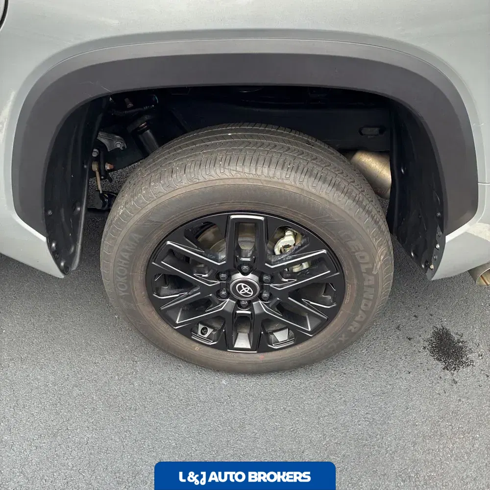 2025 Toyota Tundra Limited HV