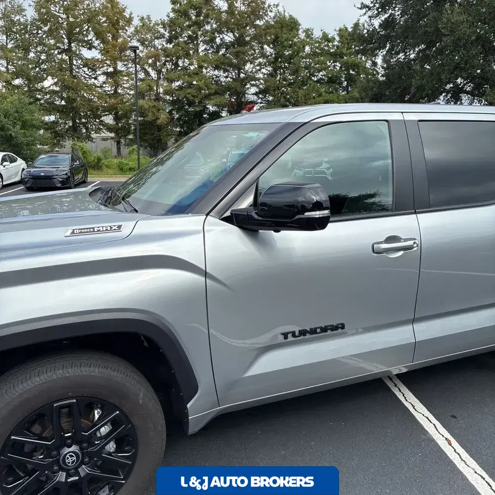 2025 Toyota Tundra Limited HV