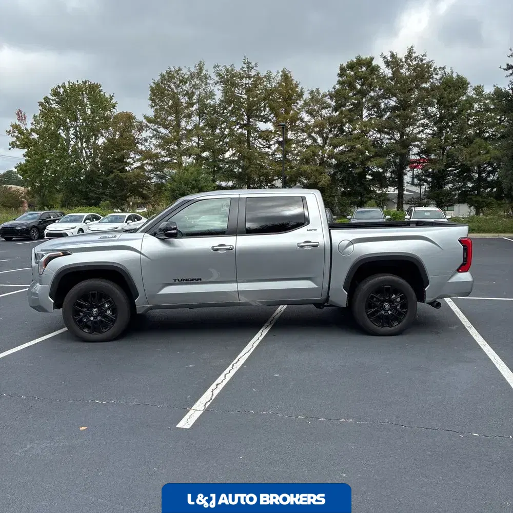 2025 Toyota Tundra Limited HV