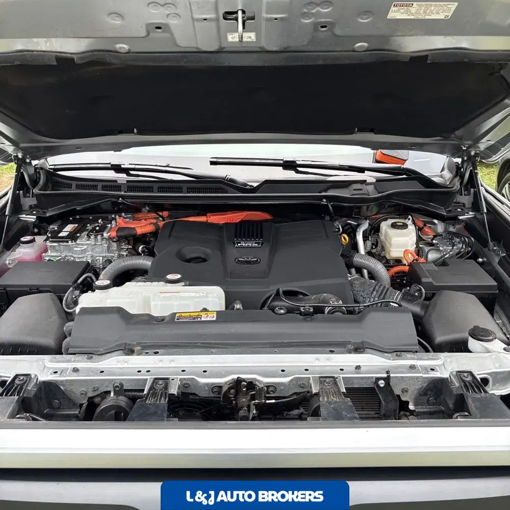 2025 Toyota Tundra Limited HV