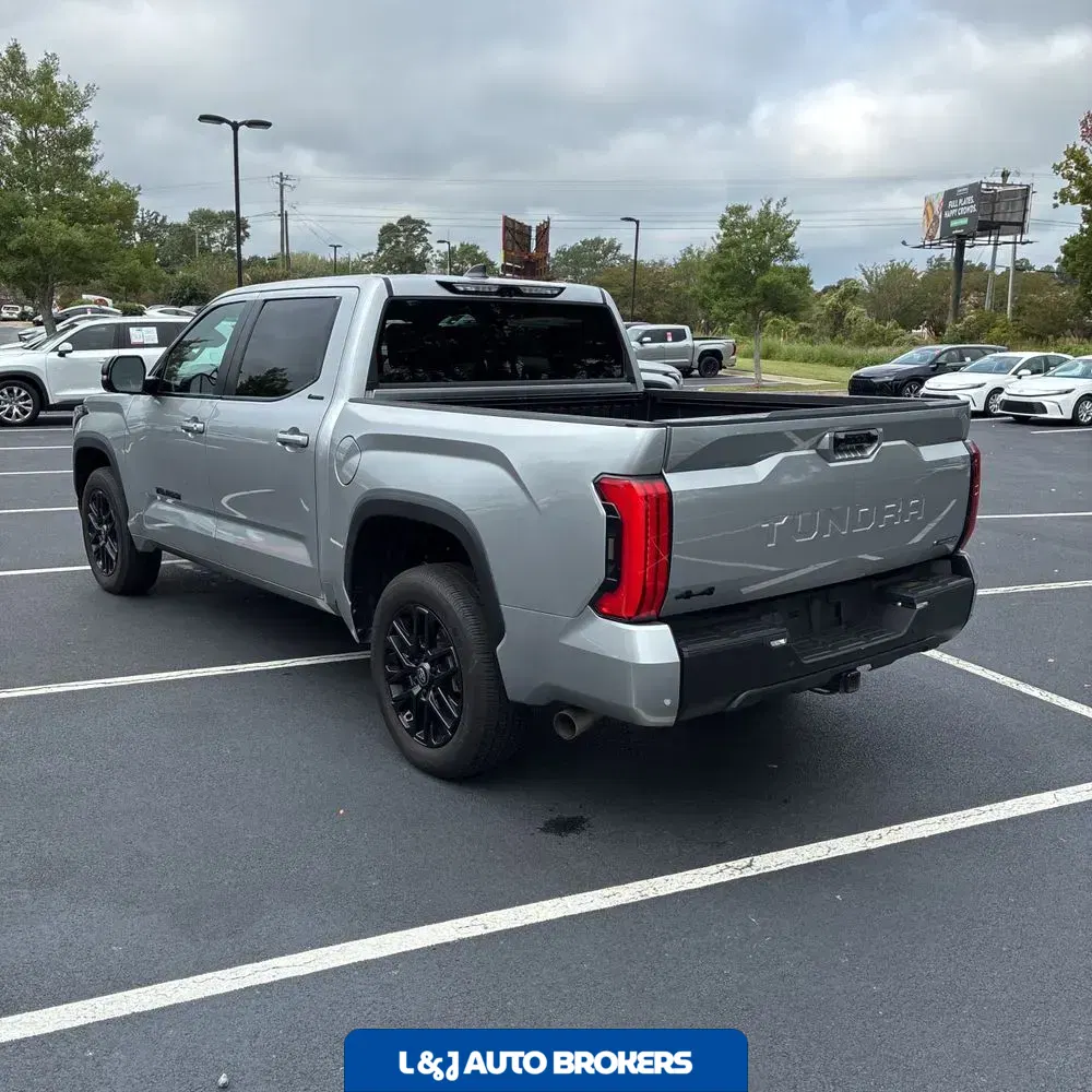 2025 Toyota Tundra Limited HV