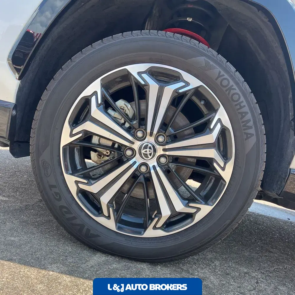 2024 Toyota RAV4 Prime XSE