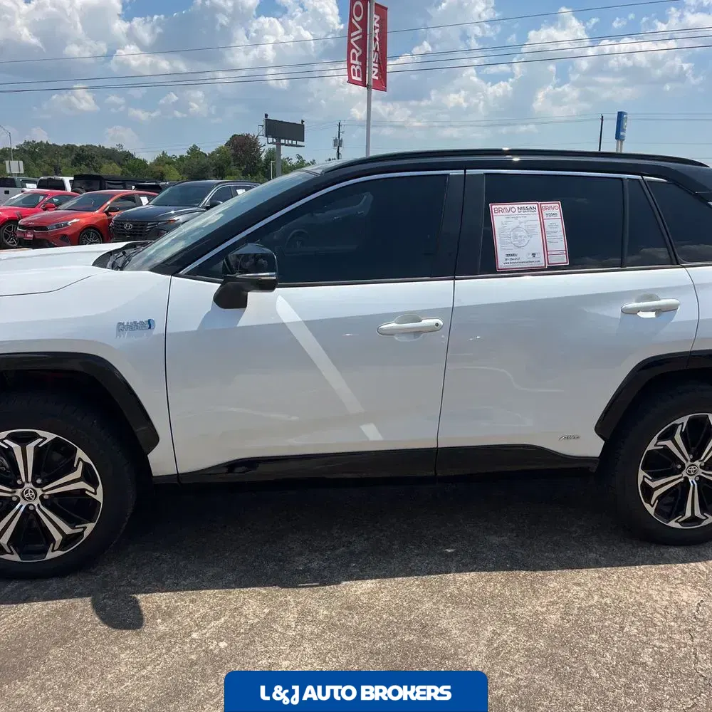 2024 Toyota RAV4 Prime XSE