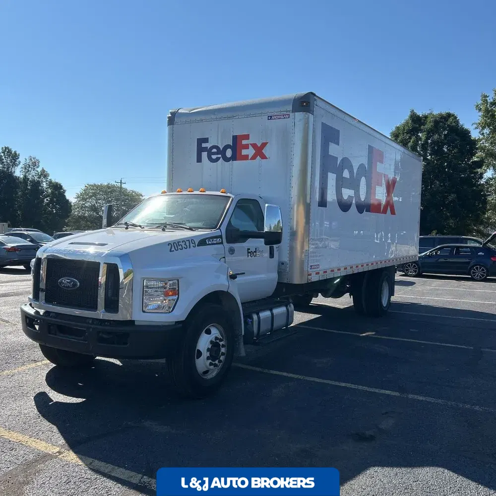 2022 Ford Commercial CA84-207 CONV CAB  TRUCK 4X2 6.7L