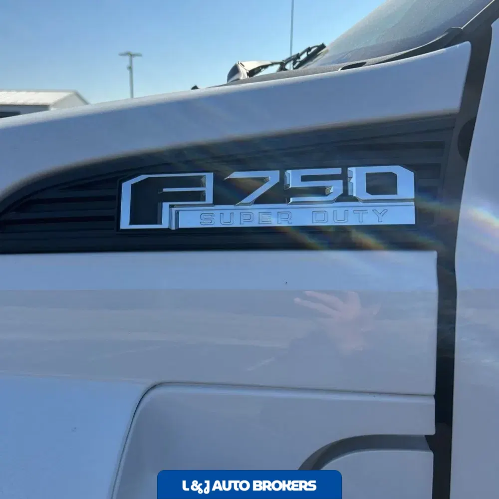 2022 Ford Commercial CA84-207 CONV CAB  TRUCK 4X2 6.7L