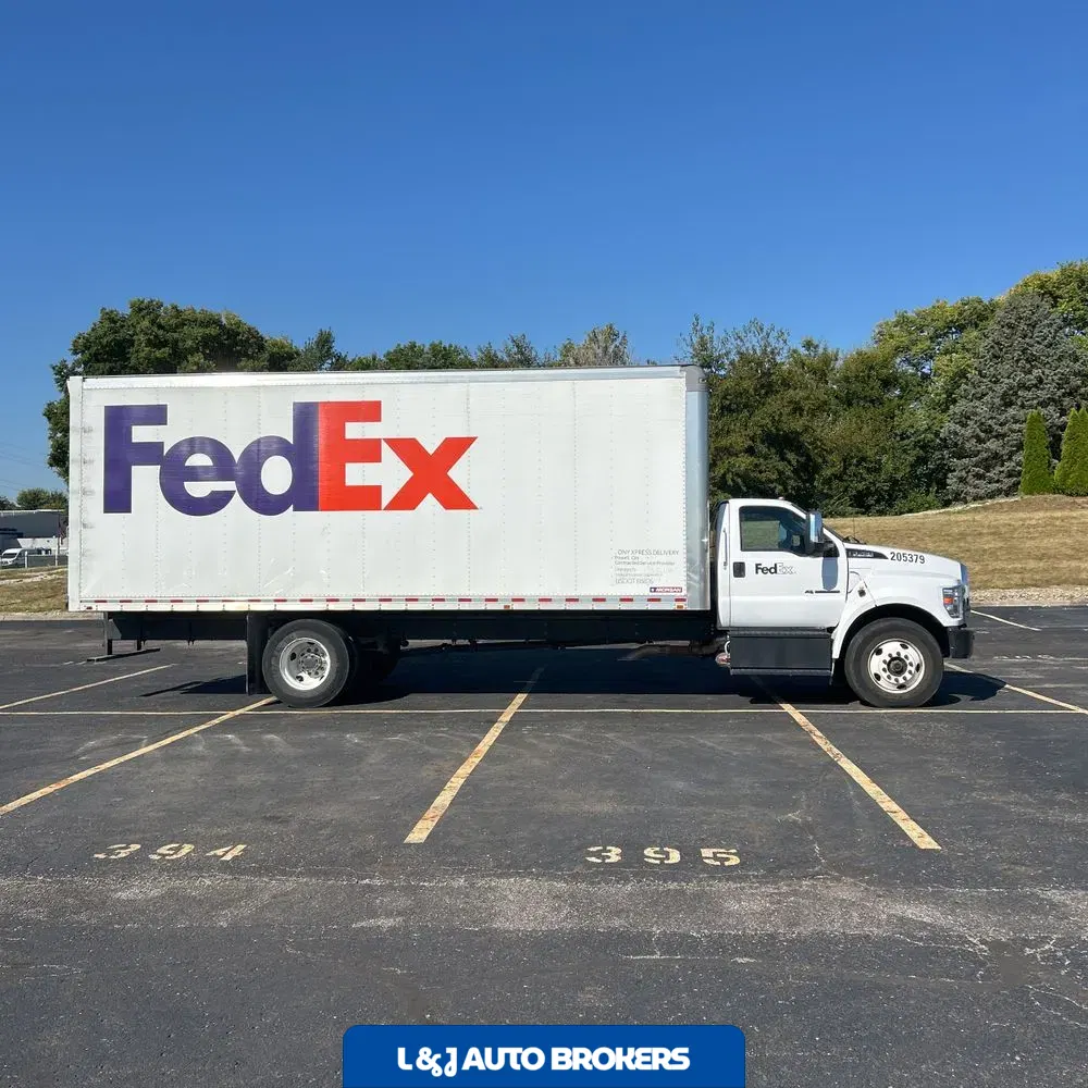 2022 Ford Commercial CA84-207 CONV CAB  TRUCK 4X2 6.7L