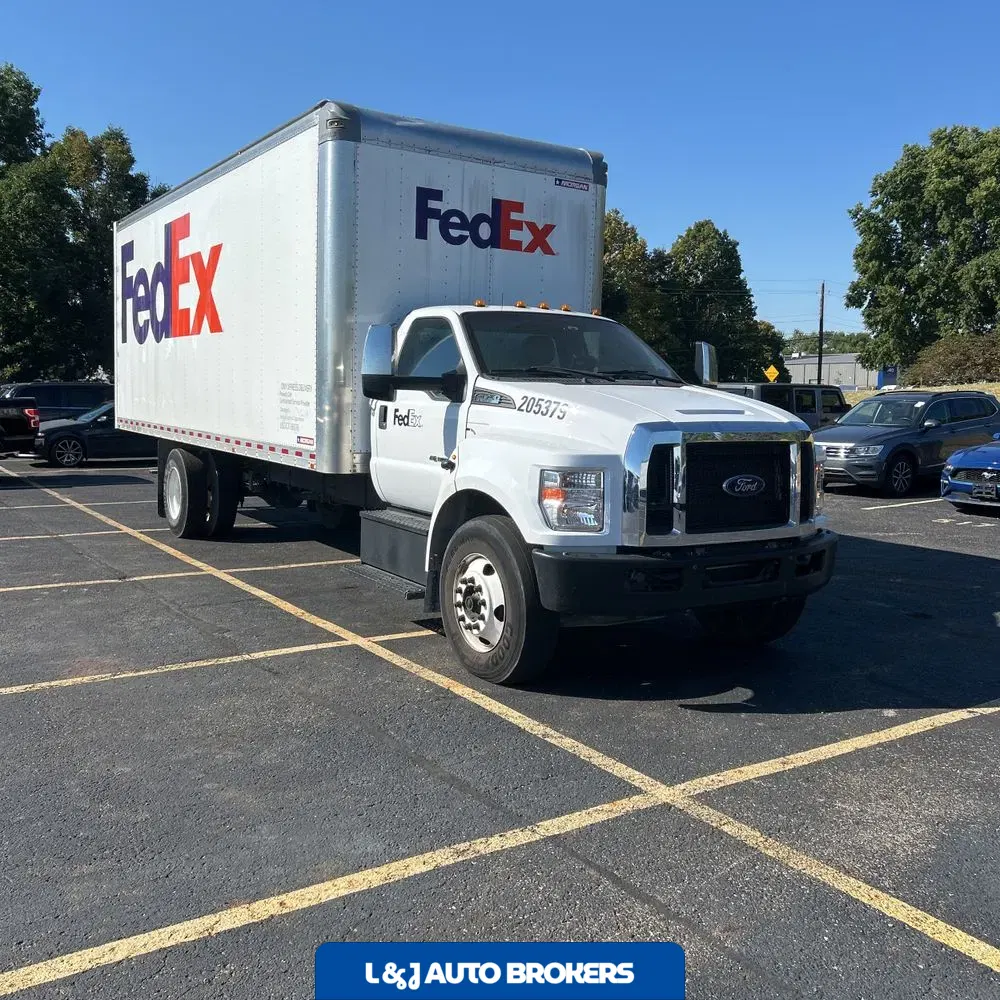 2022 Ford Commercial CA84-207 CONV CAB  TRUCK 4X2 6.7L