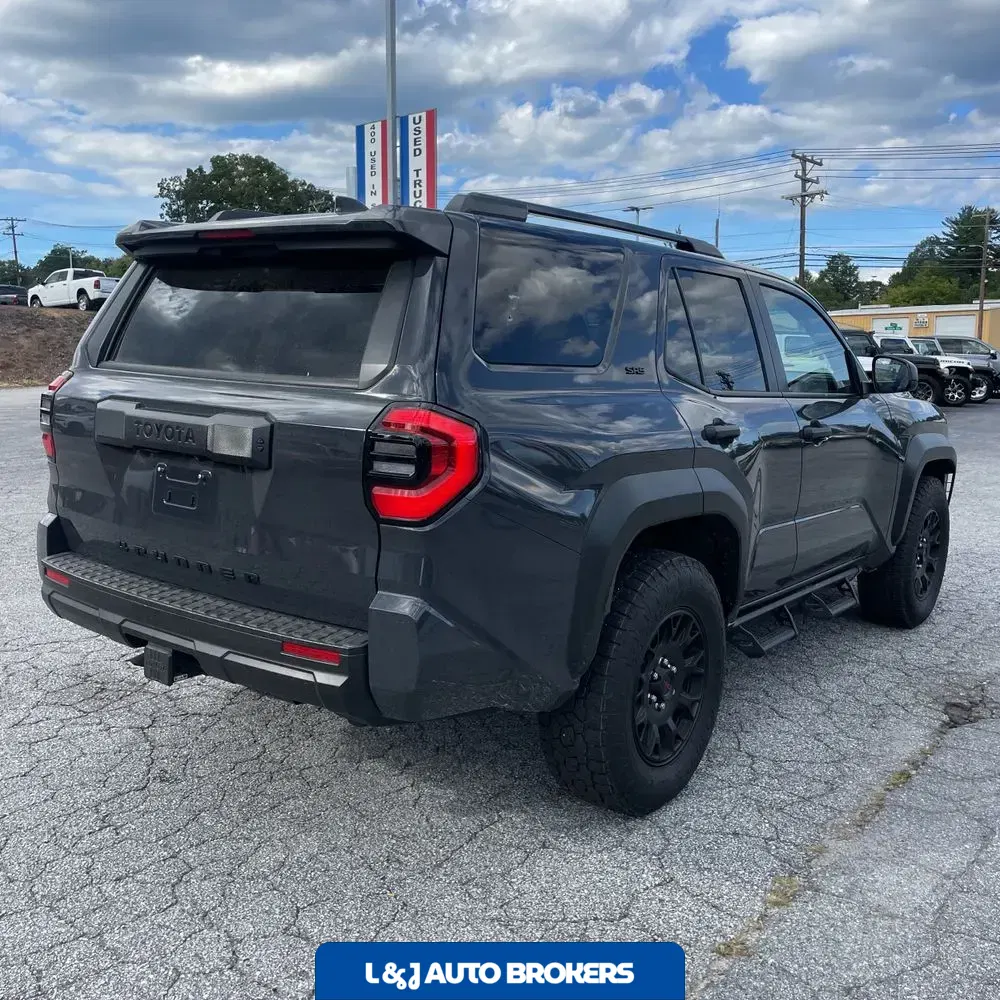 2025 Toyota 4Runner SR5