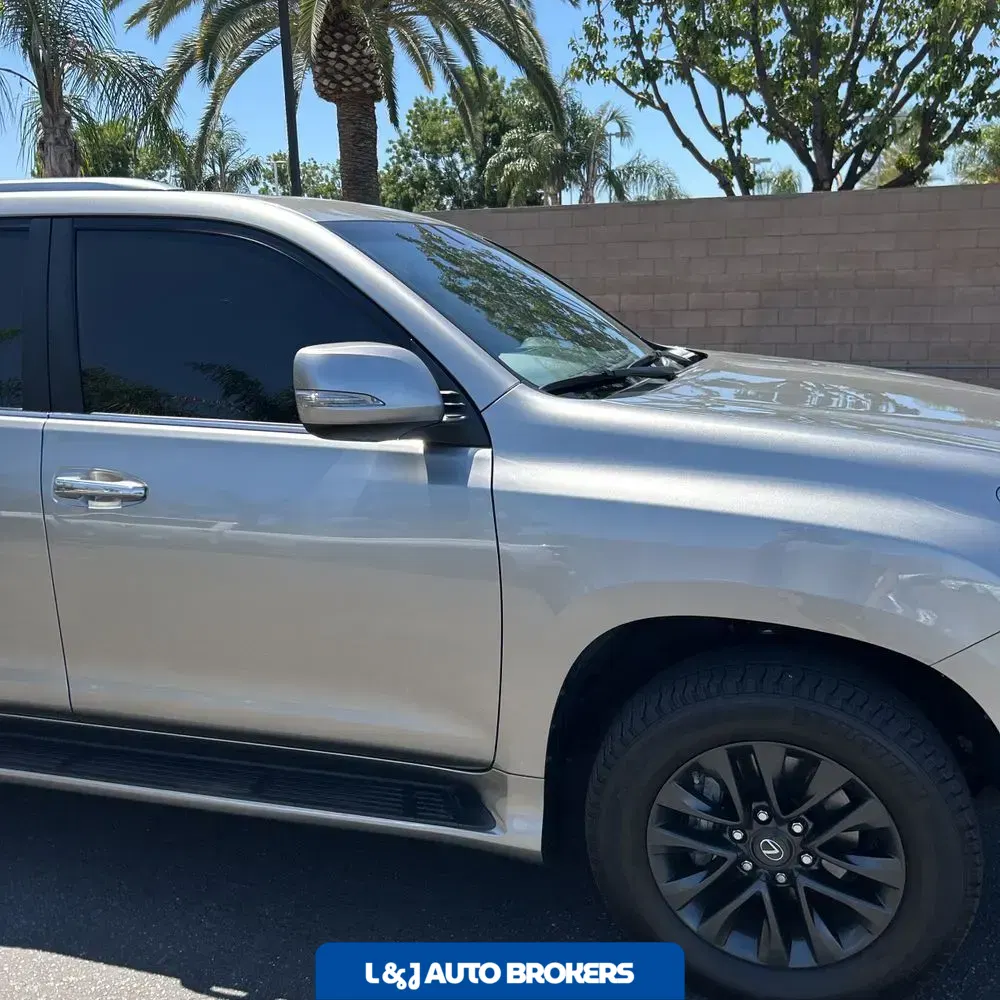 2023 Lexus GX 460 Base