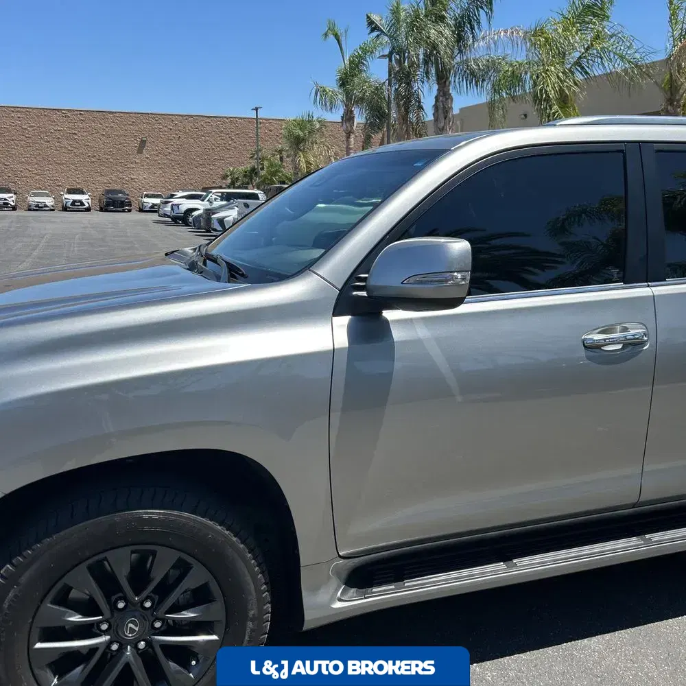 2023 Lexus GX 460 Base