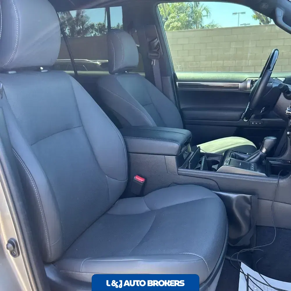 2023 Lexus GX 460 Base