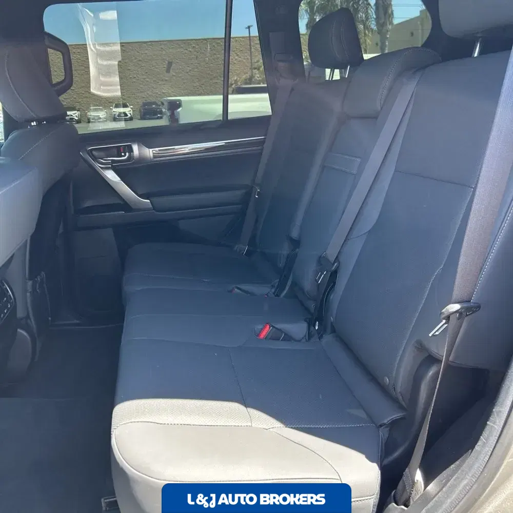 2023 Lexus GX 460 Base