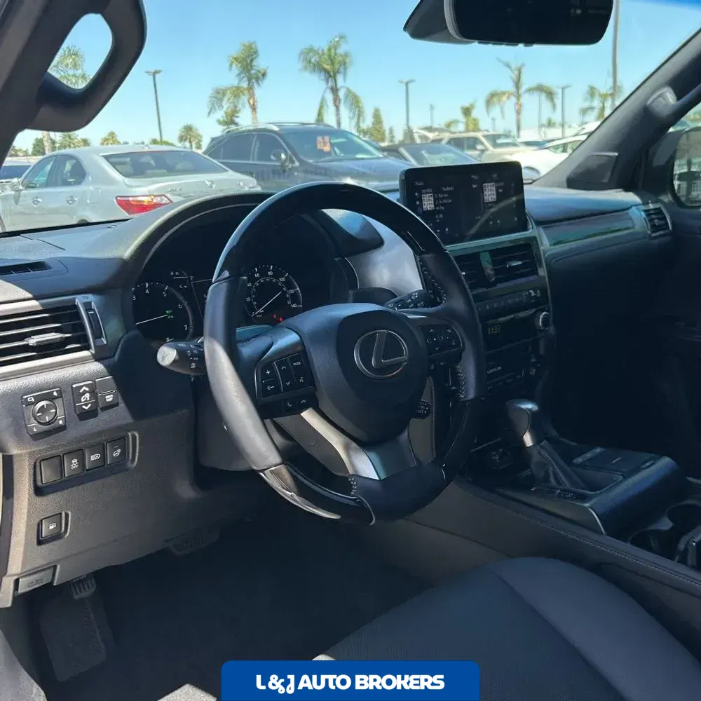 2023 Lexus GX 460 Base