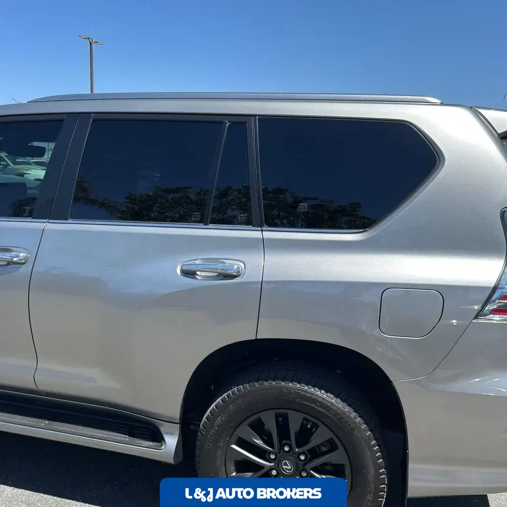 2023 Lexus GX 460 Base