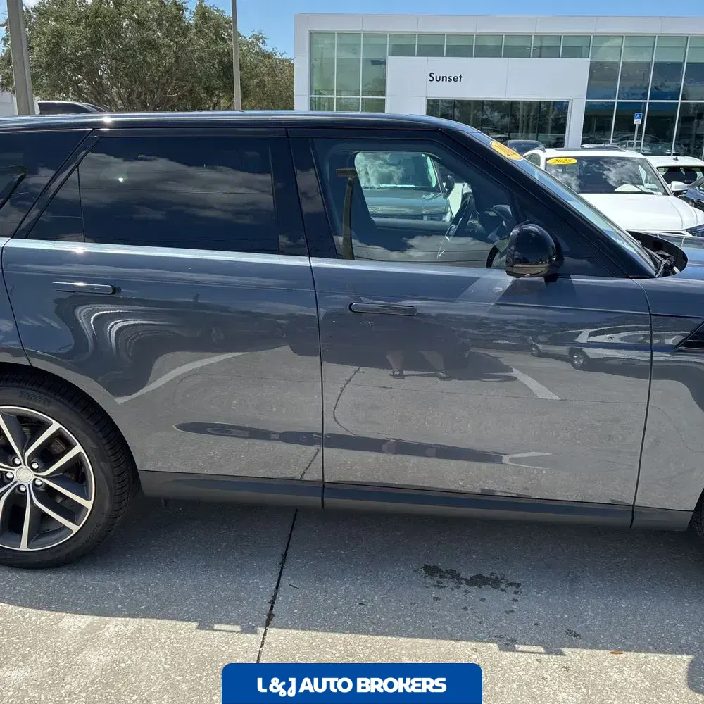 2023 Land Rover Range Rover Sport SE DYN