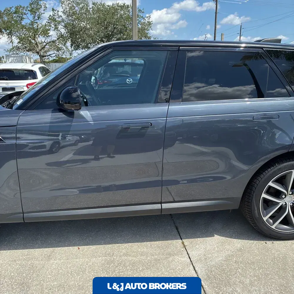 2023 Land Rover Range Rover Sport SE DYN