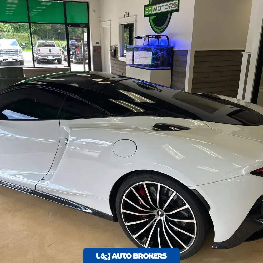 2022 McLaren GT Base 2D Coupe