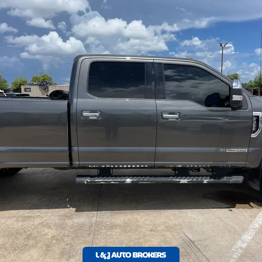 2018 Ford F-350 Super Duty Lariat