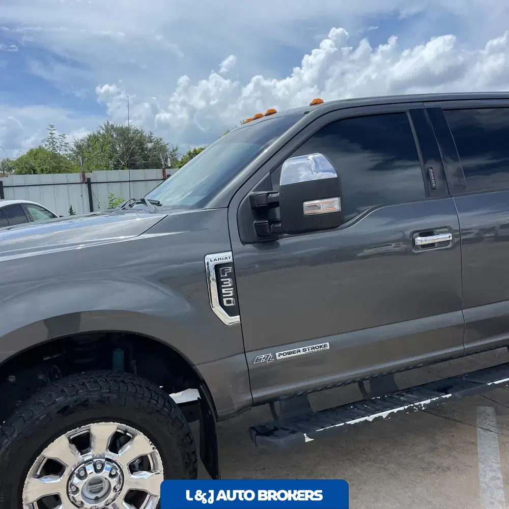 2018 Ford F-350 Super Duty Lariat
