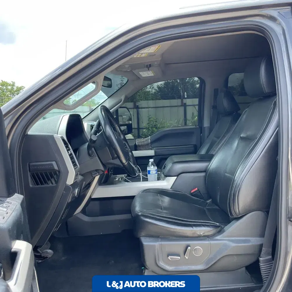 2018 Ford F-350 Super Duty Lariat