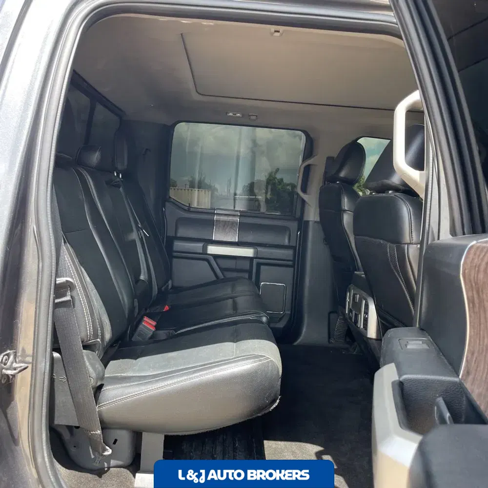 2018 Ford F-350 Super Duty Lariat