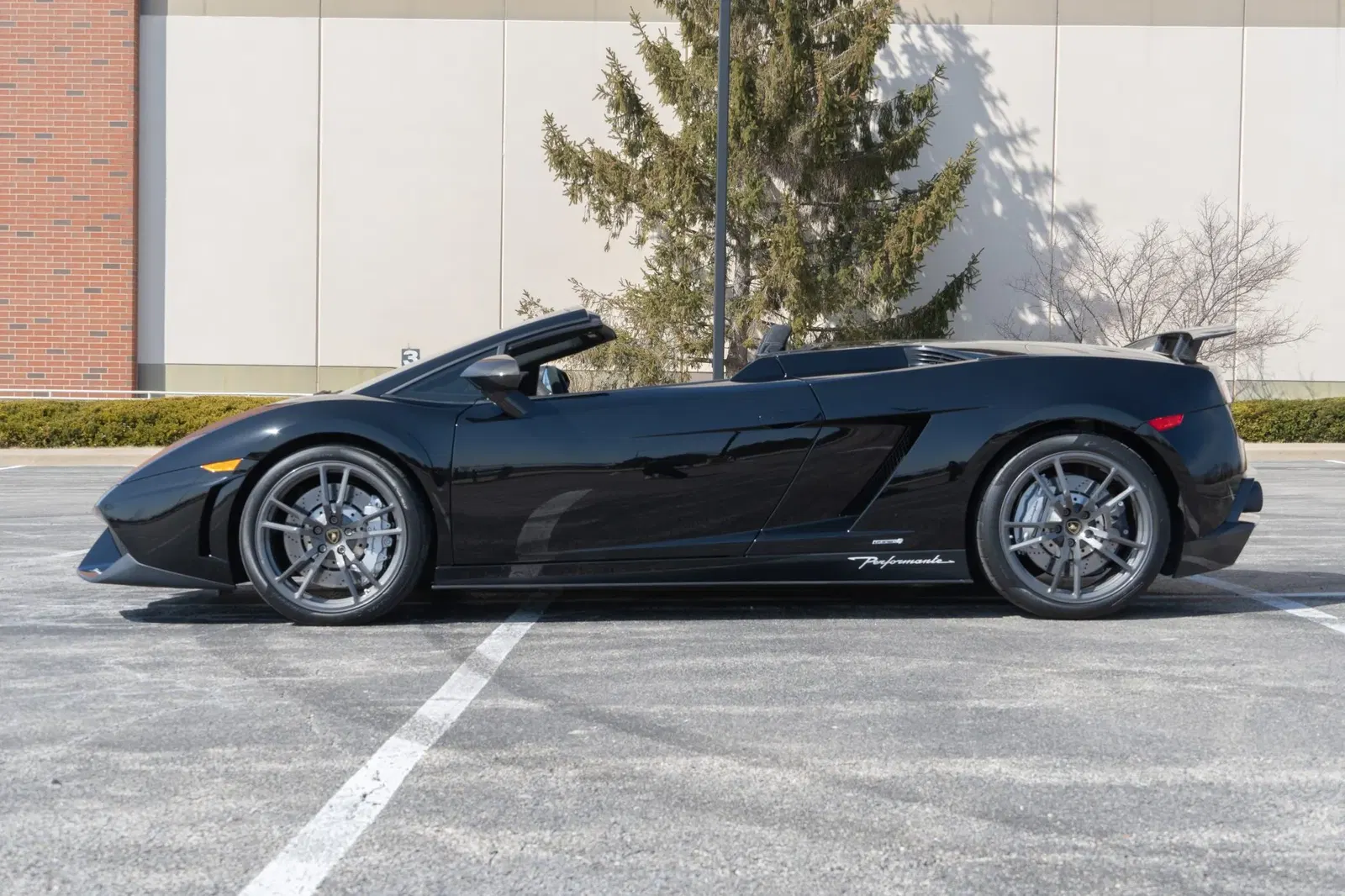 1,500-Mile 2012 Lamborghini Gallardo LP570-4 Spyder Performante