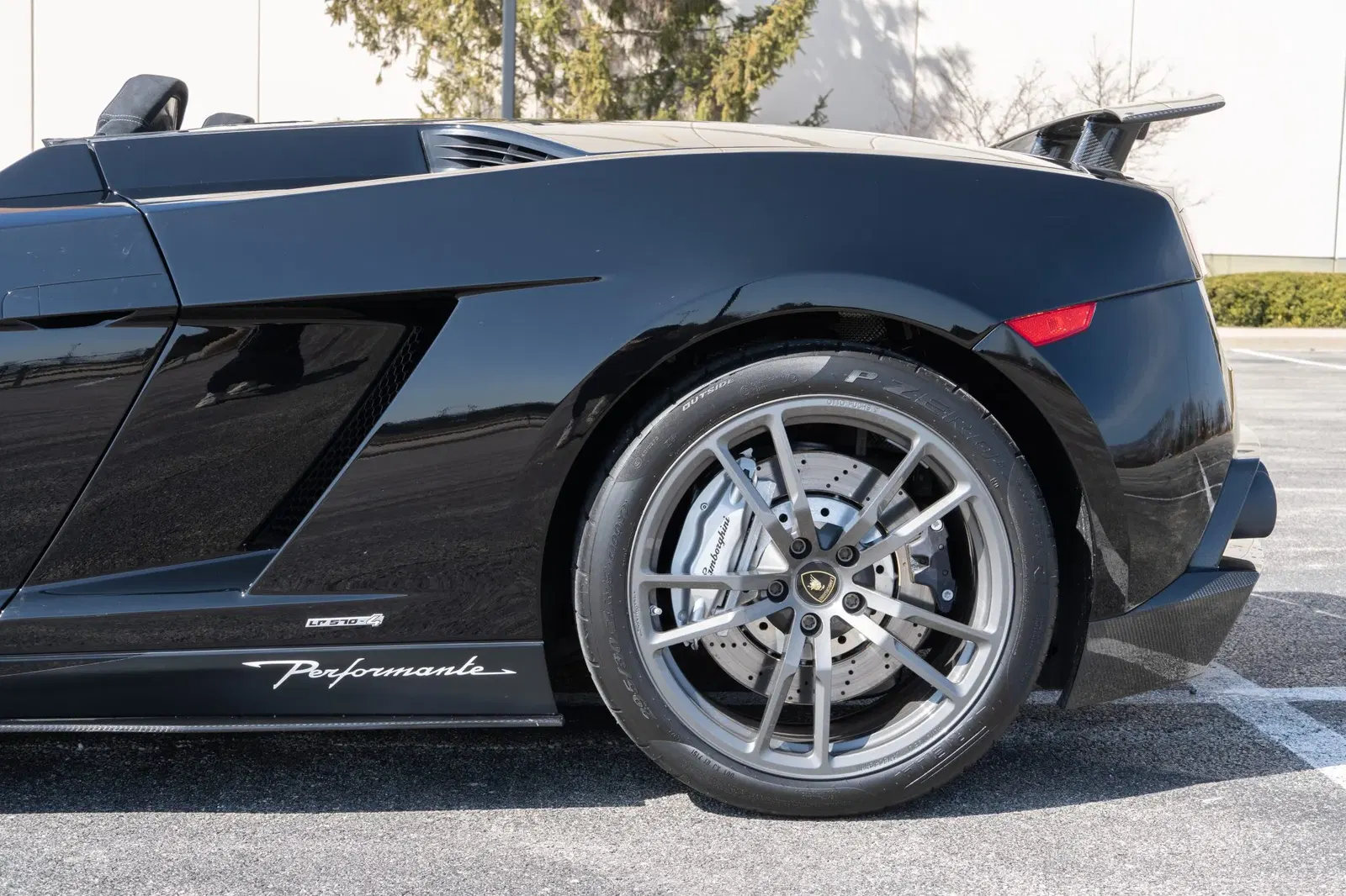 1,500-Mile 2012 Lamborghini Gallardo LP570-4 Spyder Performante